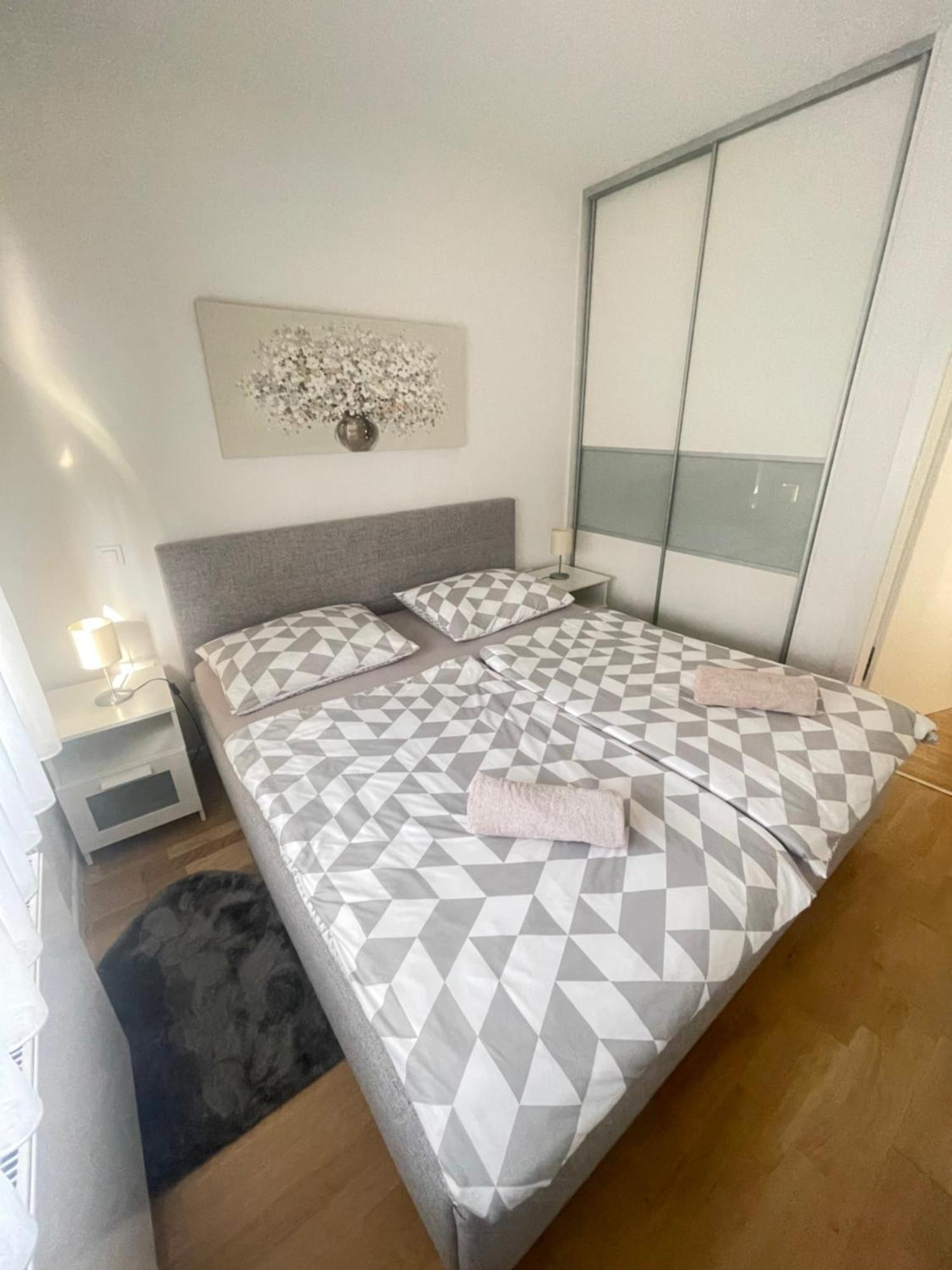 Lucky Place Apartment - Zumberacka With Free Private Parking 자그레브 외부 사진