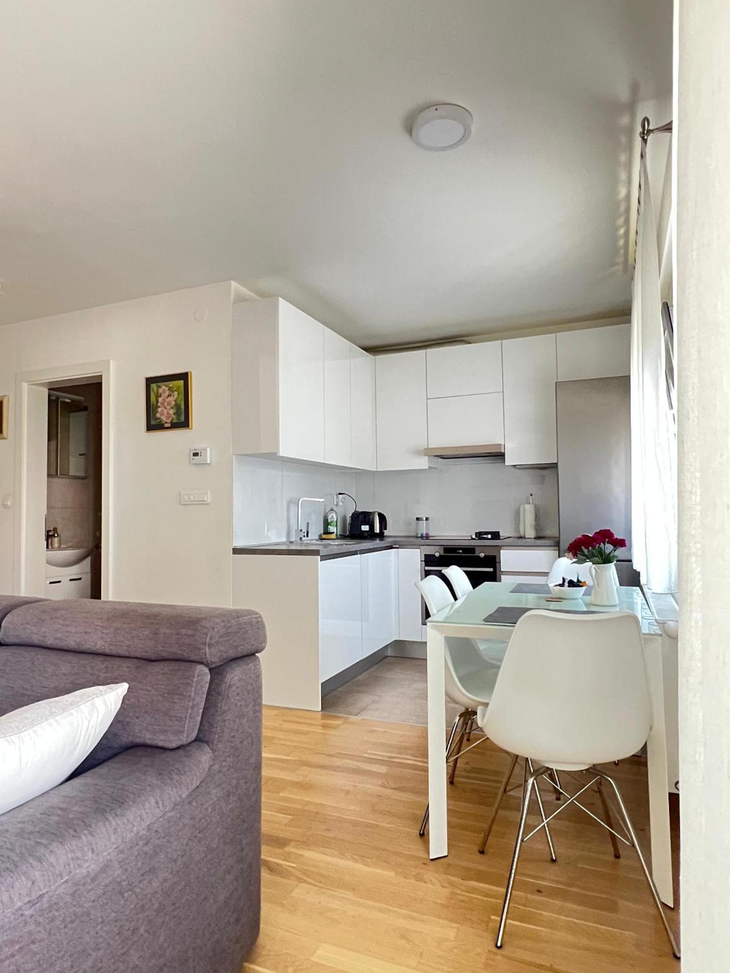 Lucky Place Apartment - Zumberacka With Free Private Parking 자그레브 외부 사진